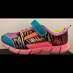 Justice Girls' Multicolor Tiger Print Athletic Tennis Shoes Size 1 Style: 120165